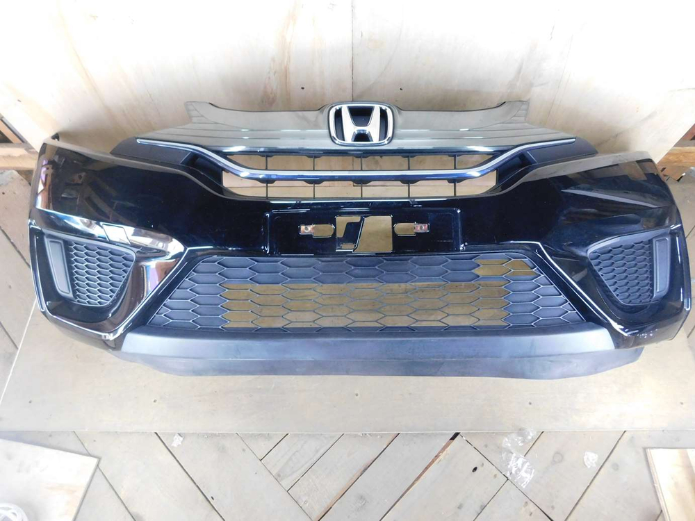 бампер передний Honda Fit GK3 GP5
