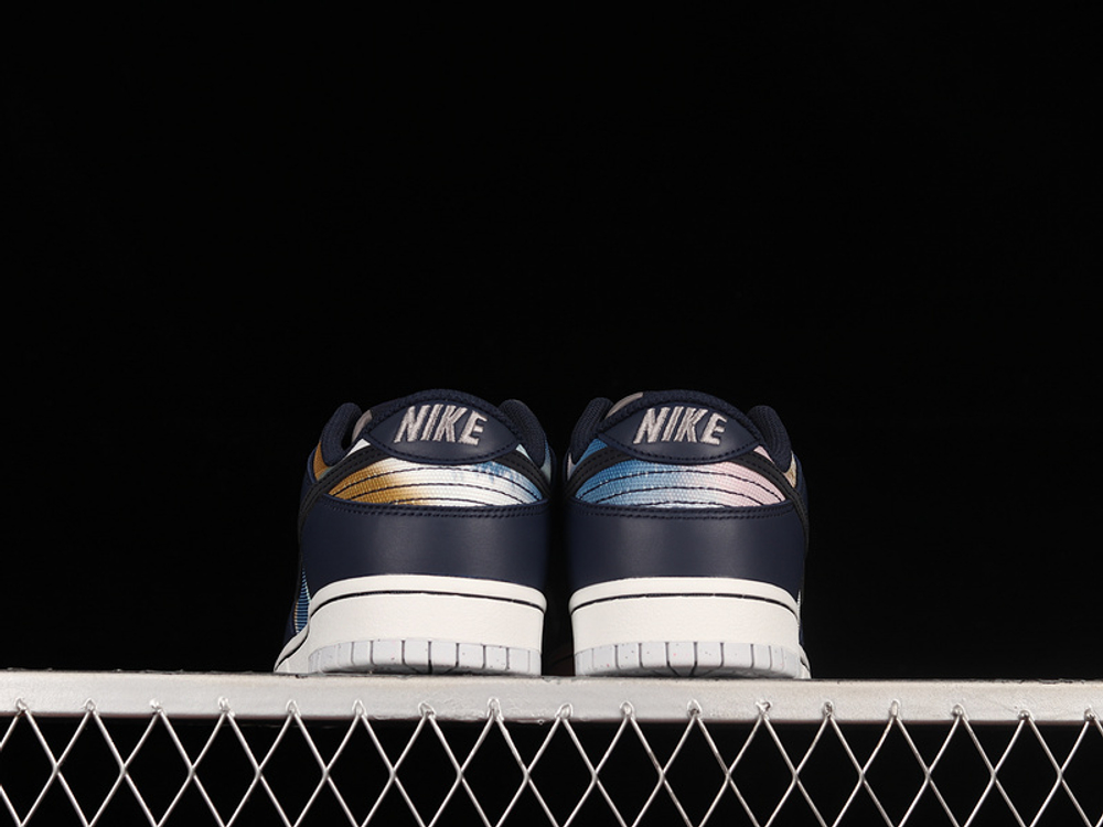 Nike Dunk Low Graffiti Navy