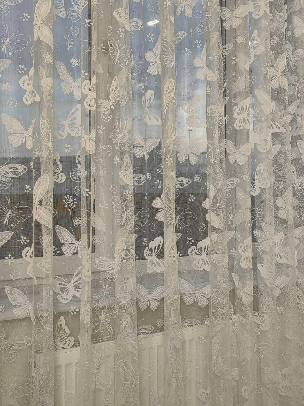 Тюль INVA жаккард с рельефным рисунком "Бабочки" 250х200/белый