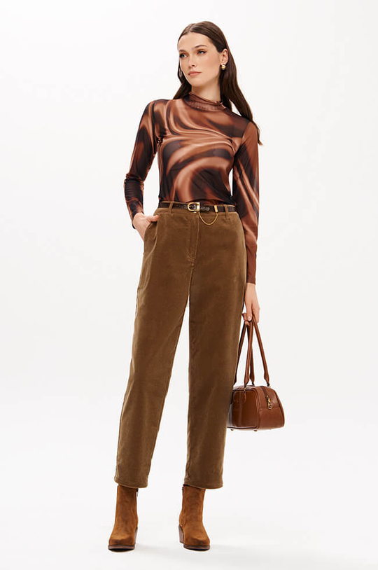 23399 Водолазка женская (бежево-коричневый принт)