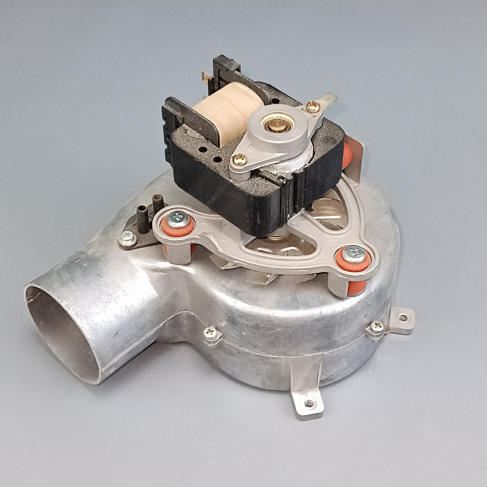 Б/У Вентилятор для котлов Oasis 13-16 кВт арт. Р0000005991