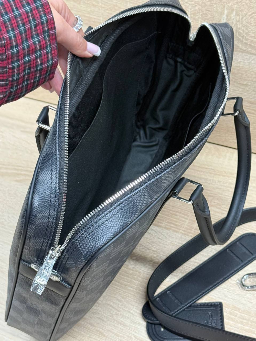 Портфель Louis Vuitton
