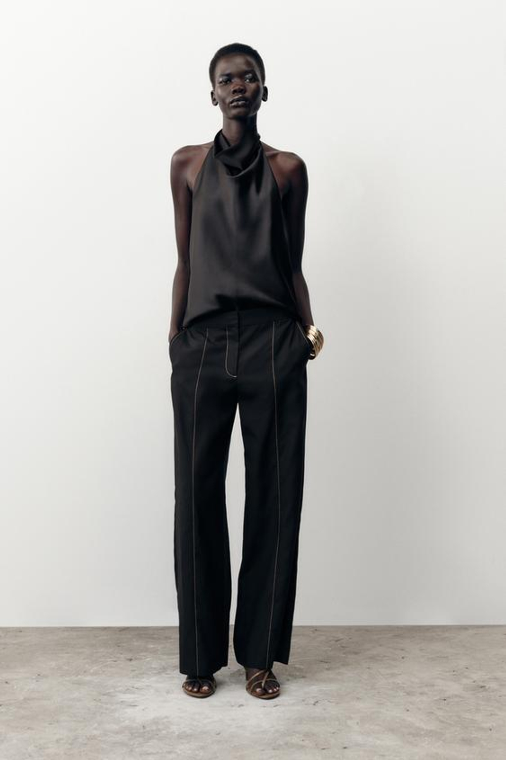 ZARA ПРЯМЫЕ БРЮКИ С КОНТРАСТНОЙ ОТСТРОЧКОЙ, ЧЕРНЫЙ