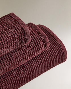 Zara Home - Мини вафельное банное полотенце, бургундия, 50х90 см