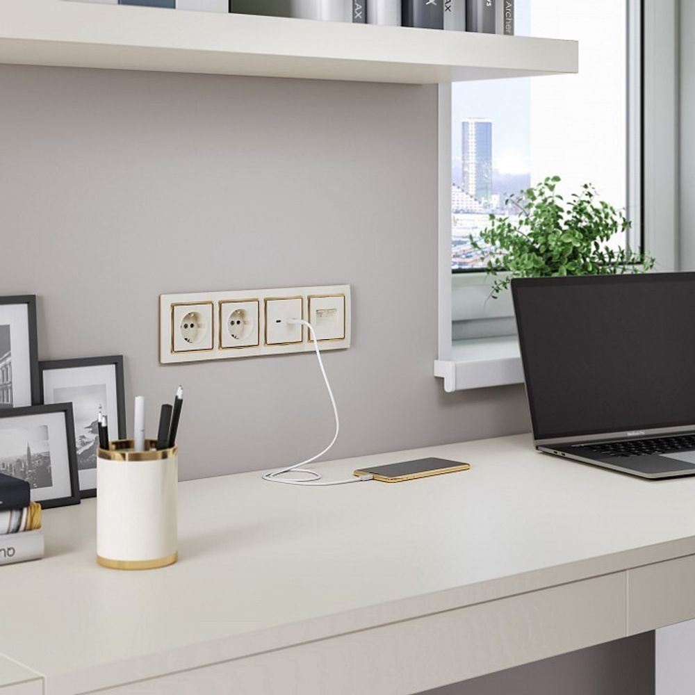 Розетка с заземлением, без рамки Werkel слоновая кость W1171003