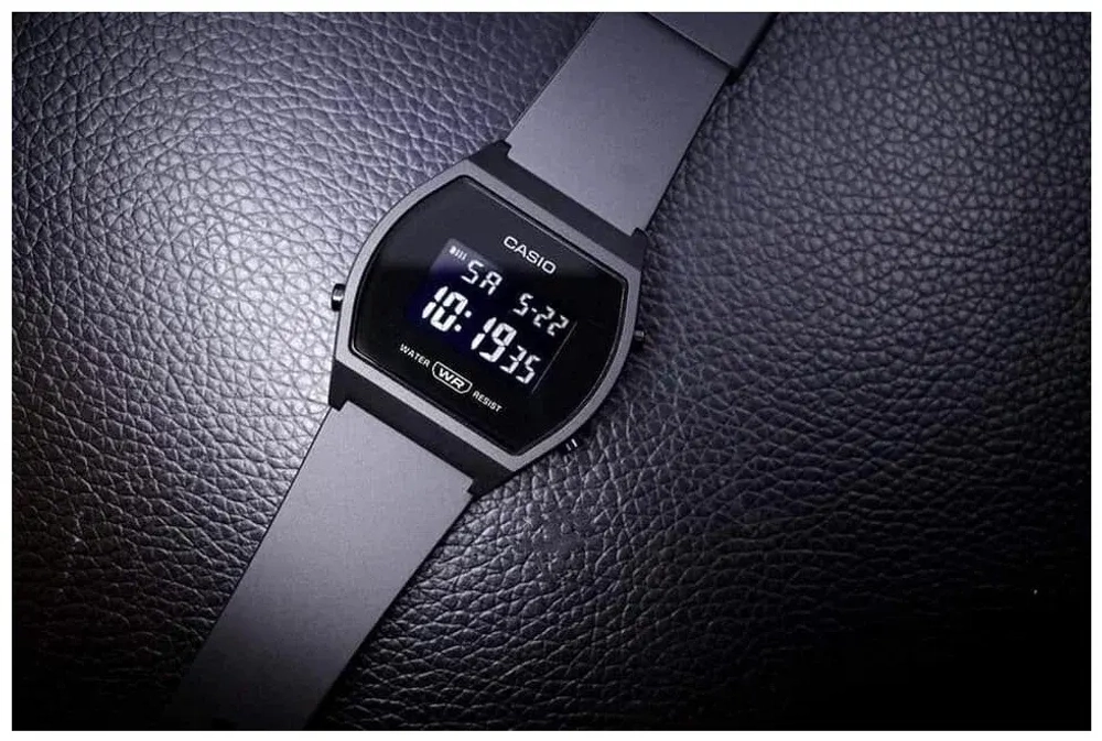 Часы CASIO LW-204-1B