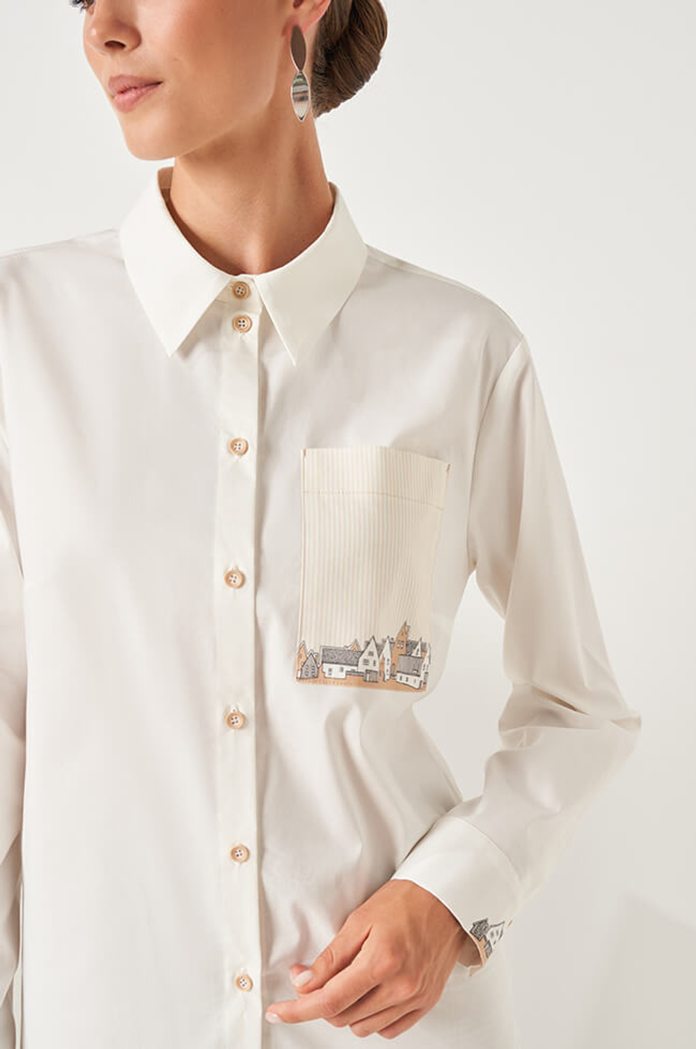 22832 Блузка женская (молочный)