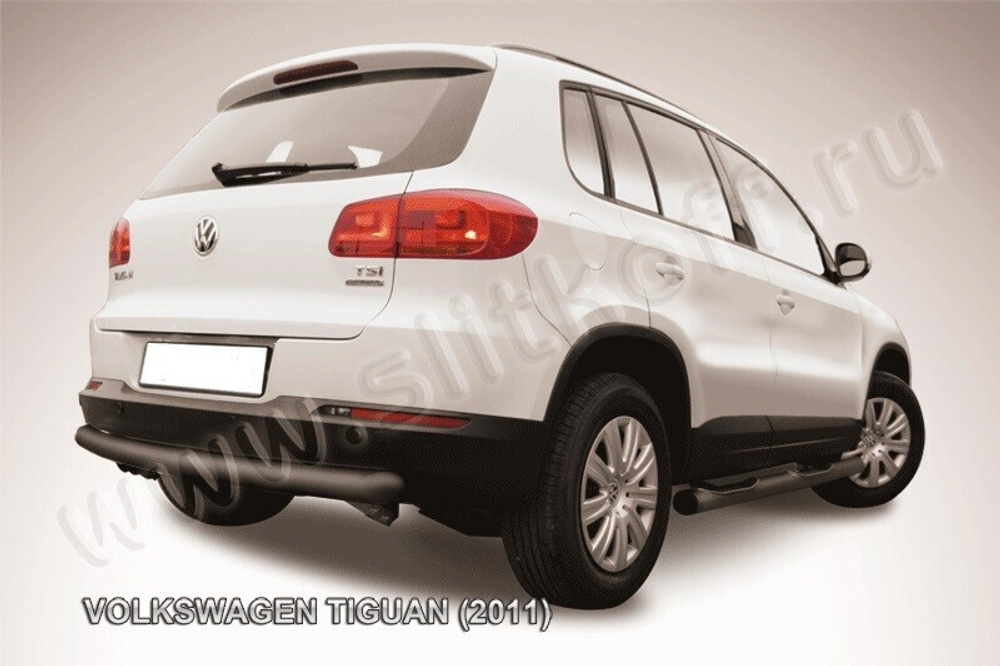 Защита заднего бампера (нержавейка) Volkswagen Tiguan (2011-2016) d76 радиусная (черный)