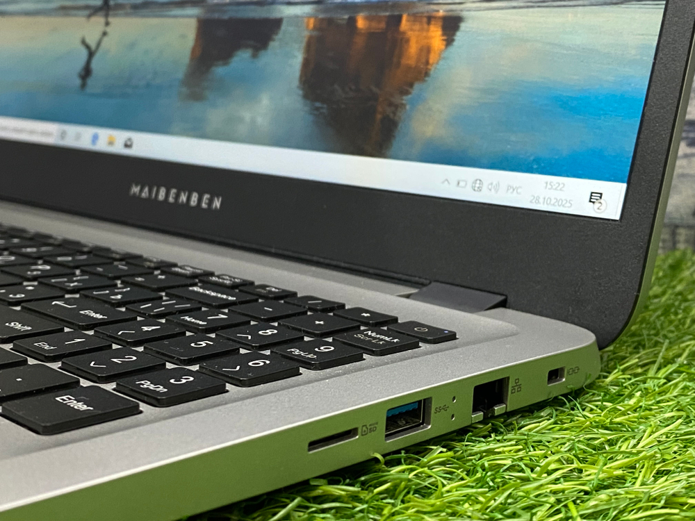 Ноутбук Maibenben 15.6' IPS R3 4300U/16GB/512GB/ M543[m5431sf0lsre0]/Windows 10