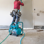 Компрессор аккумуляторный XGT BL 40В, ресивер 7,6л., максимальное давление 9,1 атм. Makita AC001GZ