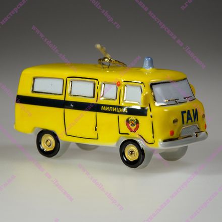 Фарфоровая ёлочная игрушка Буханка ГАИ