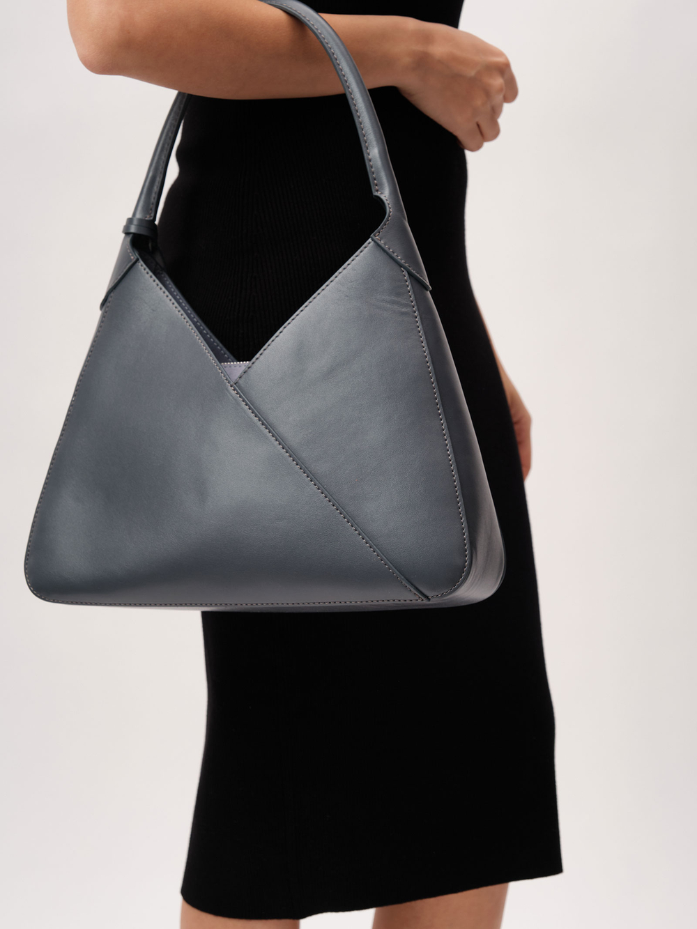 Кожаная сумка Azaro 30889 графит