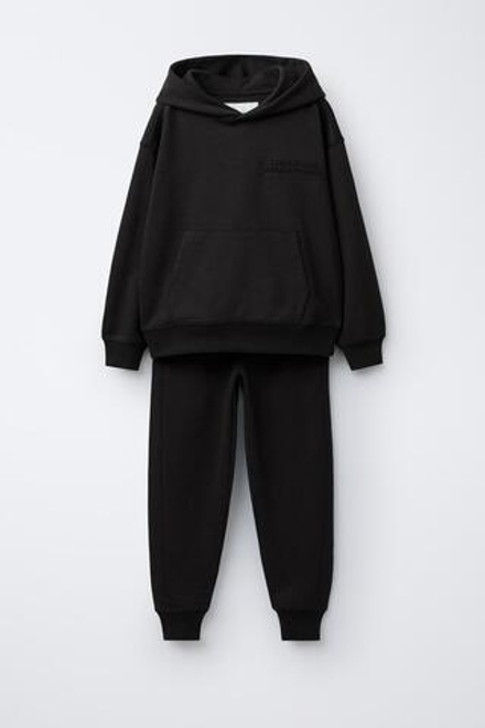 ZARA КОМПЛЕКТ ИЗ ТОЛСТОВКИ И БРЮК-ДЖОГГЕРОВ, ЧЕРНЫЙ