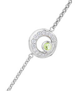 Браслет из серебра со вставками из хризолита и бесцветных фианитов