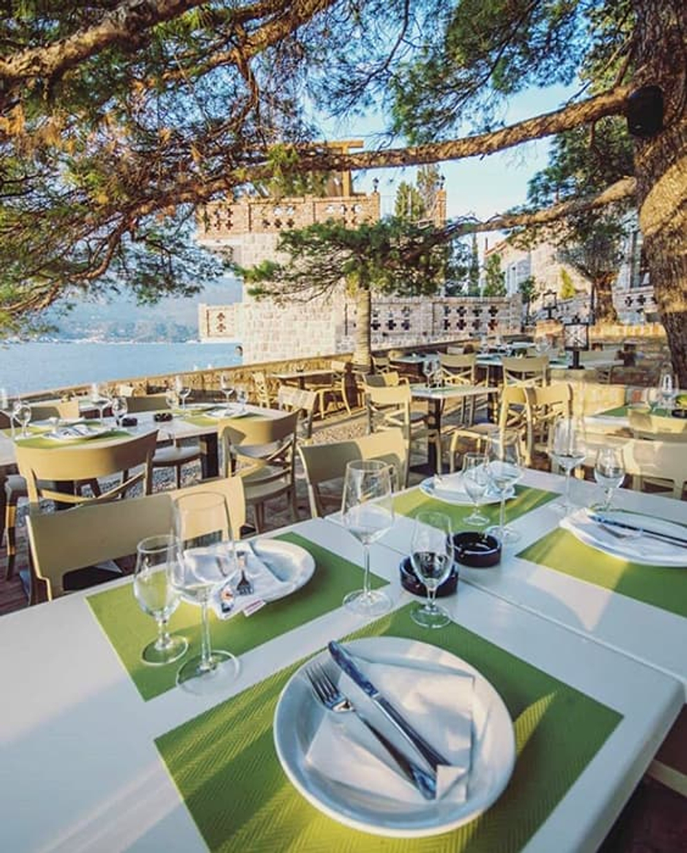 Стул пластиковый Papatya XSera-S, песочный