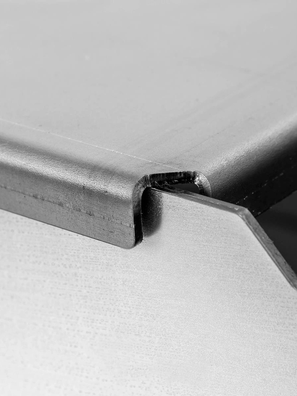 Мангал Helios разборный со столиком и подставкой под казан 2мм, сумка (T-M-S-PK)