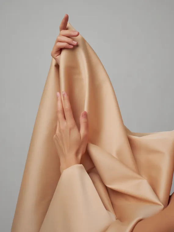 Атлас (сатин) эластичный бельевой, телесный/бежевый