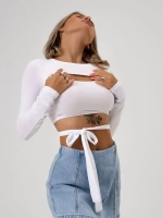 Белый кроп топ на завязках с длинным рукавом