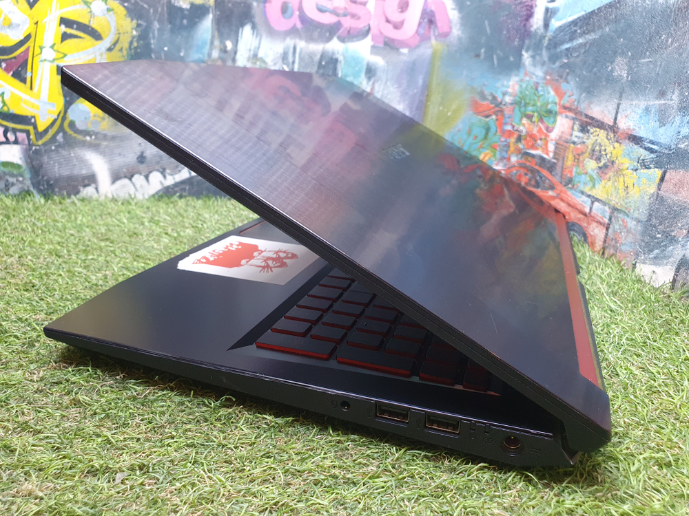 Ноутбук Acer i5-7/16Gb/GTX1050 2GB/FHD/Nitro 5 AN515-51 AN515-51-55P9