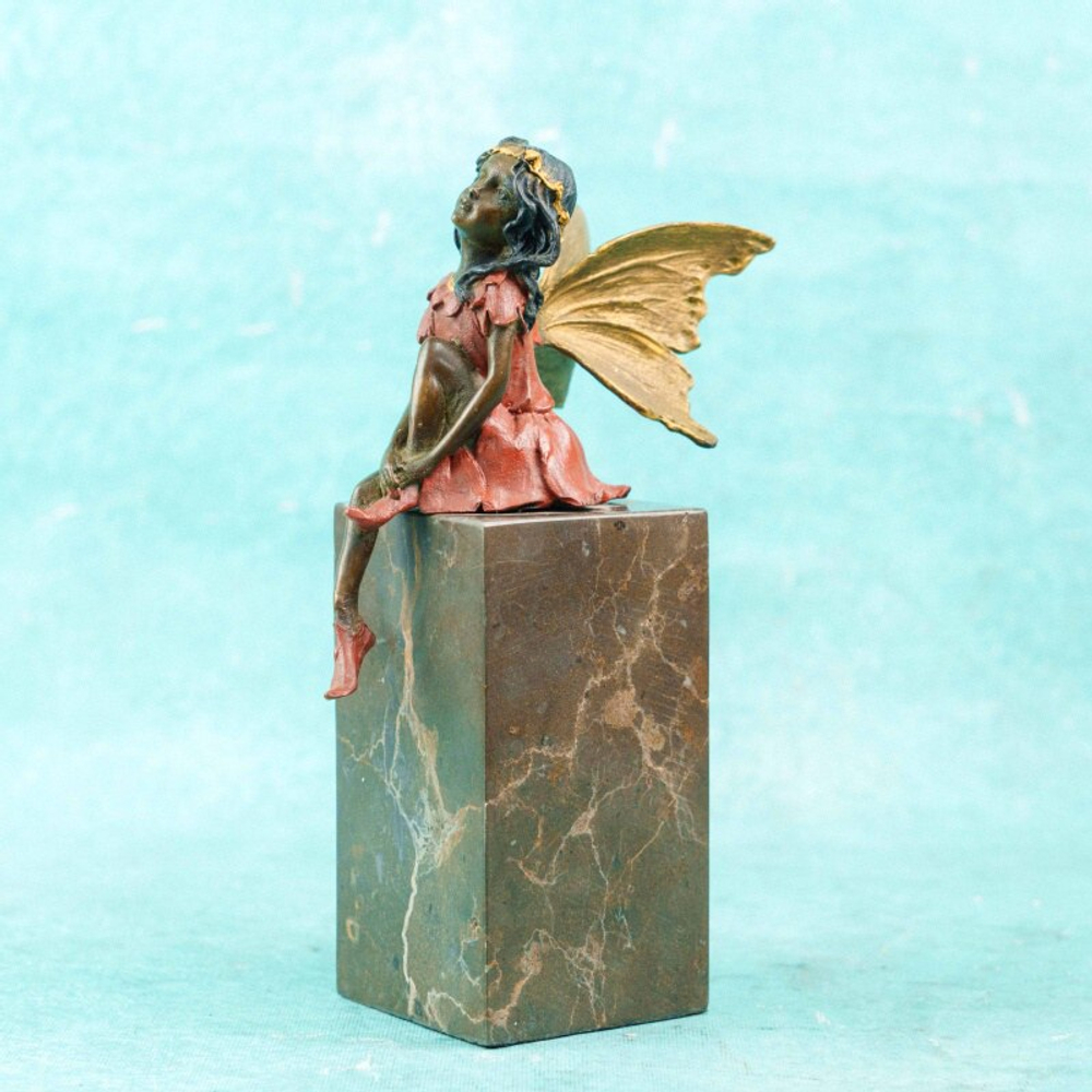 Декоративная статуэтка «Мечтающая фея»