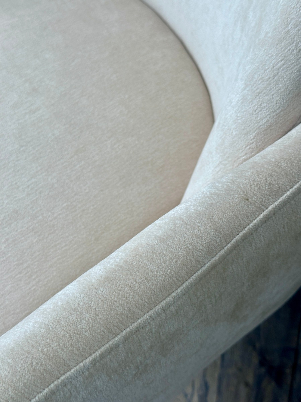 Кресло М-City DISAUR Куб (Cube) At5139-09 Бежевый, ткань, каркас металл в тканевой обивке At5139-09