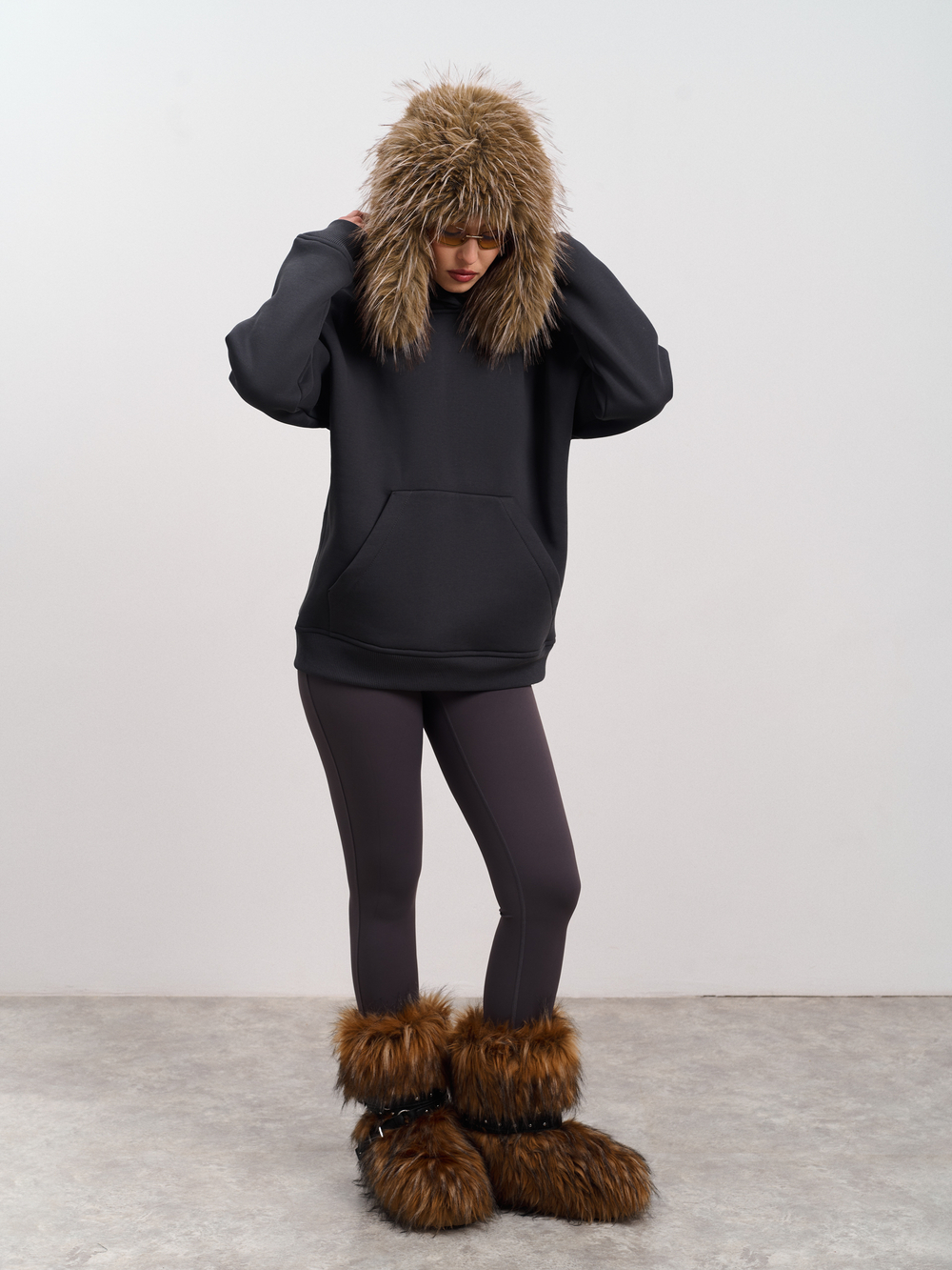 Толстовка женская с капюшоном "Вasic" темно-серый