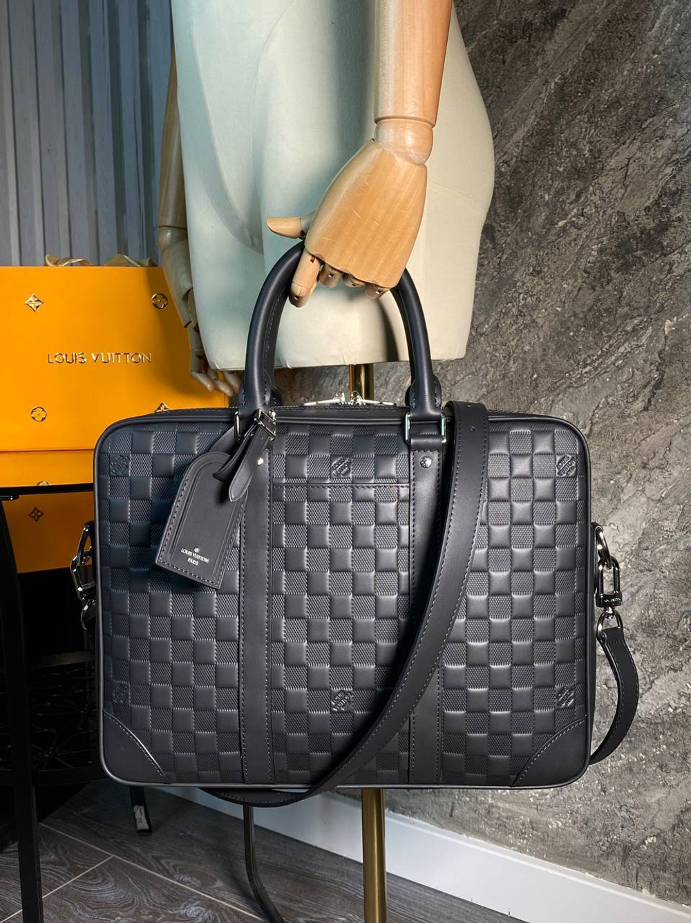 Портфель Louis Vuitton