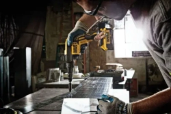 Аккумуляторный шуруповерт DEWALT DCF622N, 18 В, 34 Нм, 2000 об/мин, без АКБ и ЗУ