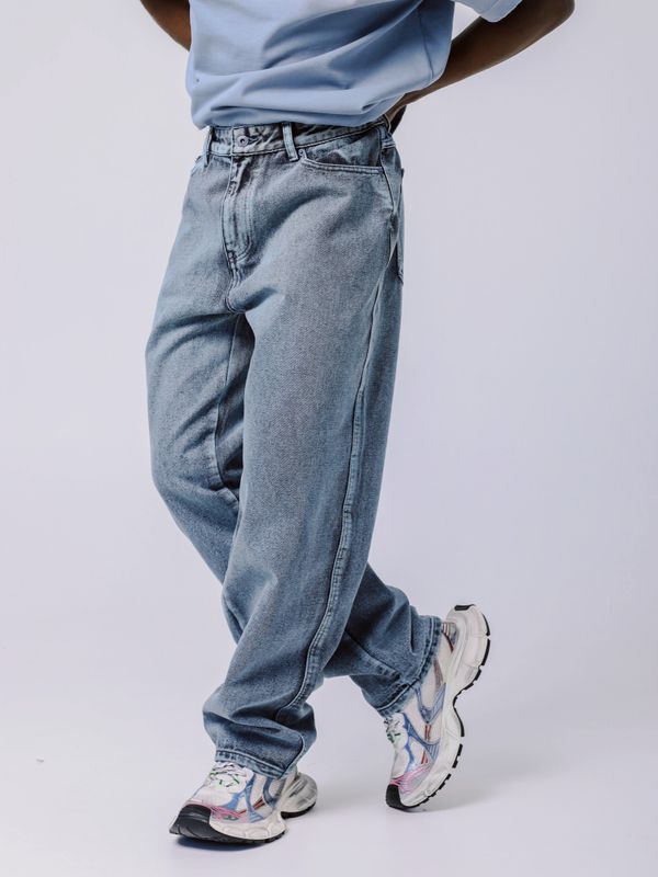 Мужские джинсы