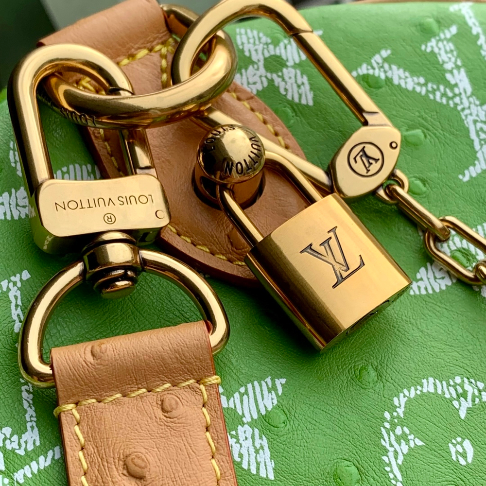 Louis Vuitton Speedy P9 Bandouliere 40