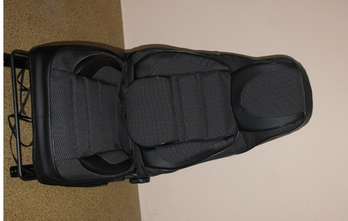 Чехлы на сиденье /2110, 2170 Приора/ до 2014 г. Жаккард черный, дутый (разд. задн. спинка) (TREND NEW)