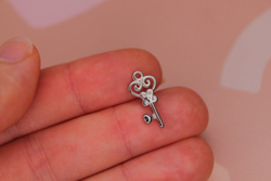 Подвеска ключик 15х8 мм