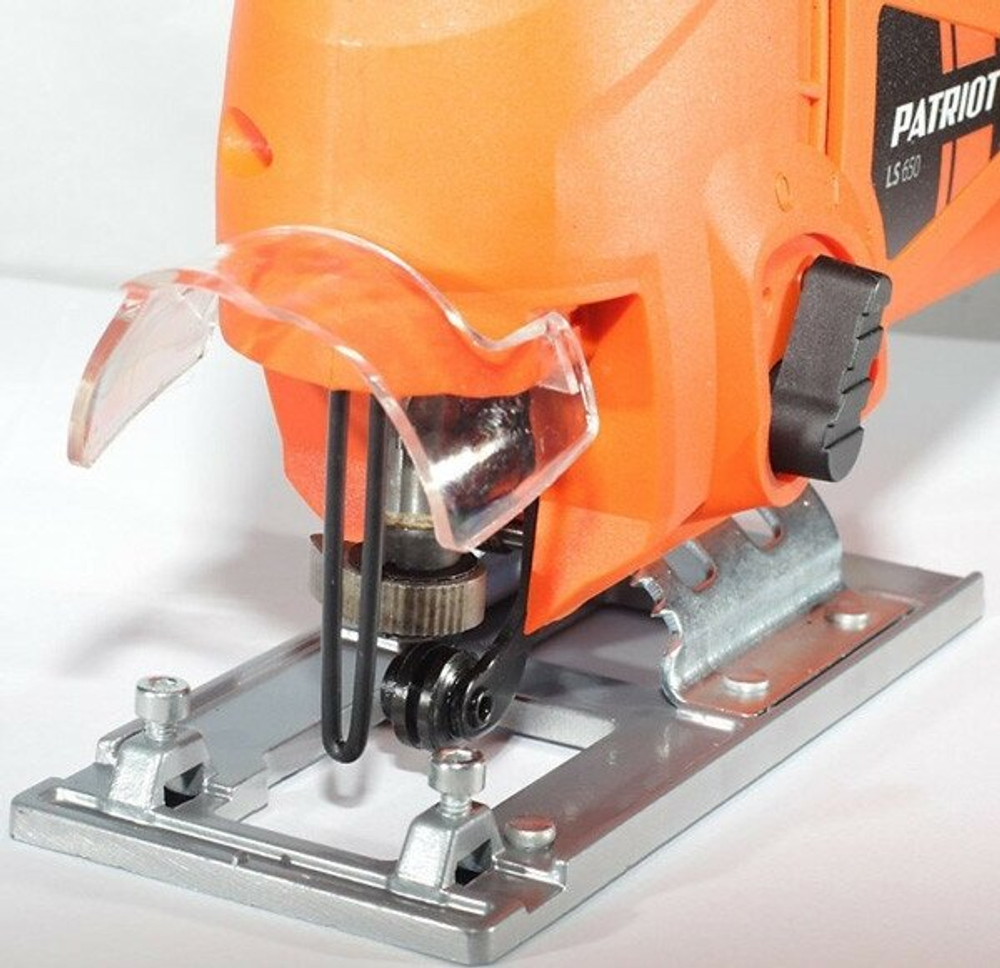 Лобзик PATRIOT LS 650, мощность 570 Вт, макс толщина дерева 65мм (190301710)