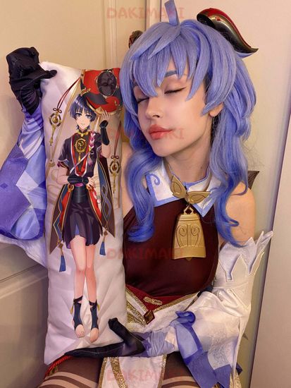 Мини дакимакура Скарамучча из Геншин Импакт | Genshin Impact арт. M0936, 60х20 см