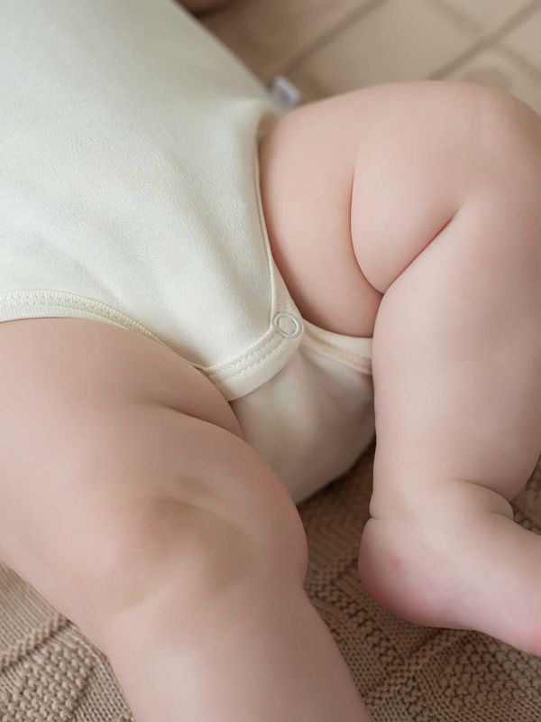 Боди с коротким рукавом 