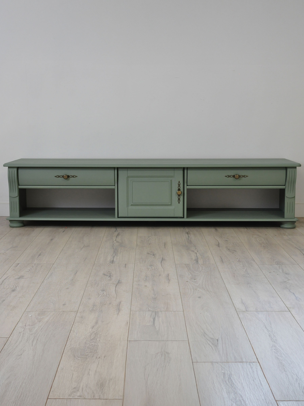 Тумба под телевизор Сюзанна 180 см, с ящиками и полками, зелёный