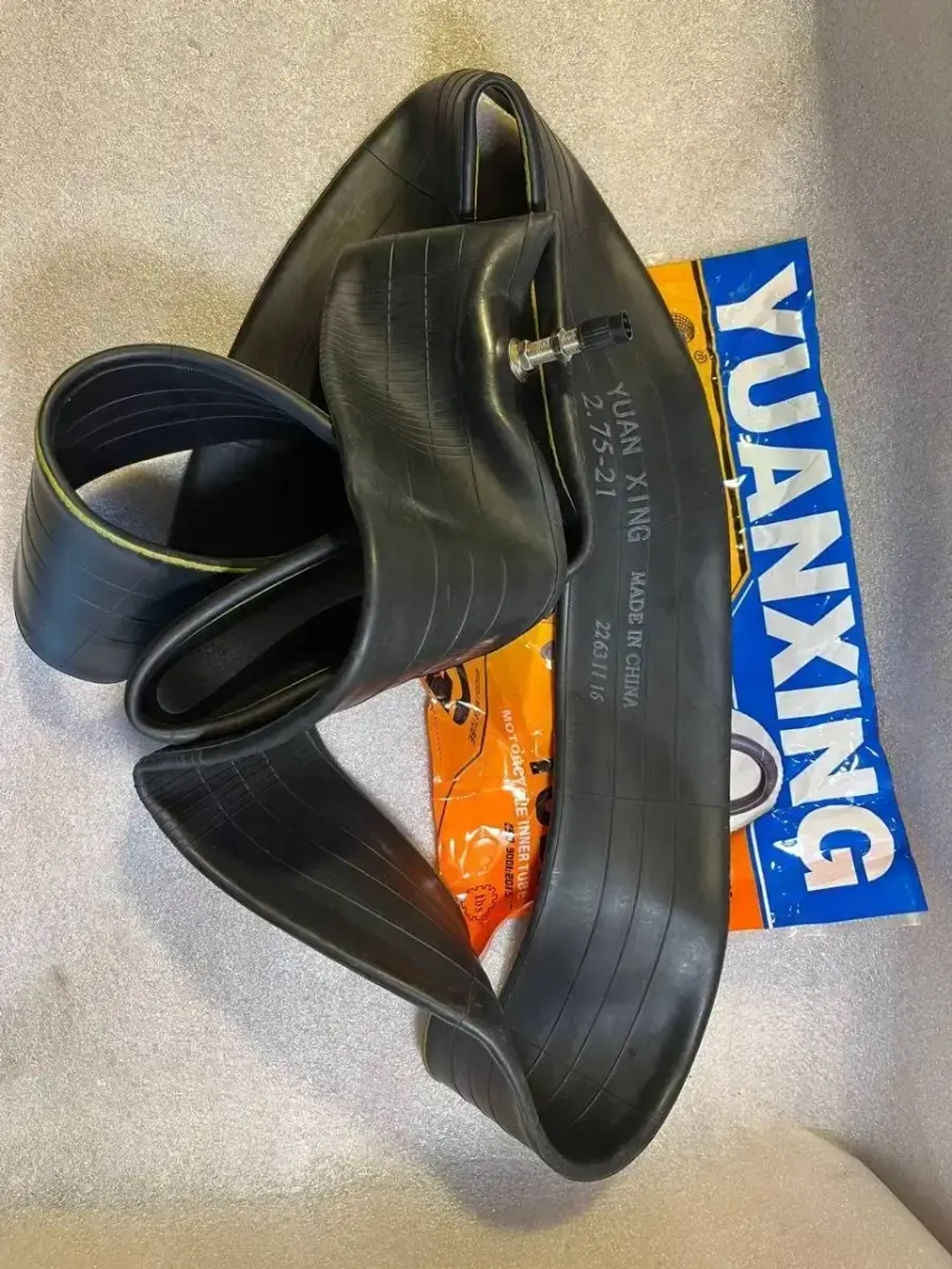 Камера мотоциклетная передняя R21 2.75-3.0