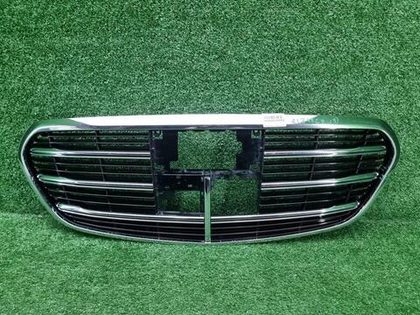 Решетка радиатора Mercedes S W223 (2020-н.в.)