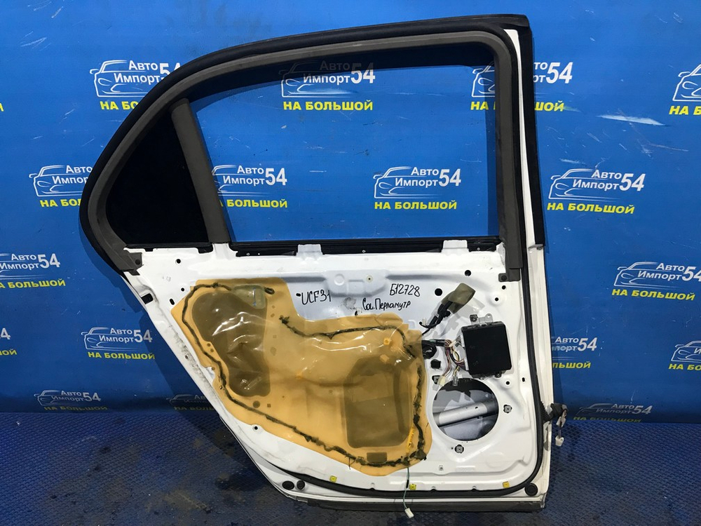 Дверь задняя левая TOYOTA CELSIOR 2003-2006