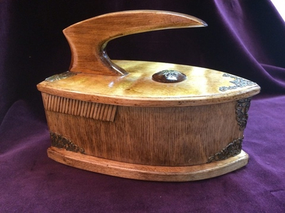 Шкатулка "Утюжок", береза