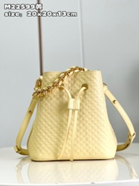 Louis Vuitton NeoNoe MM