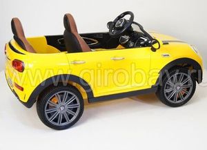 Детский электромобиль River Toys MiniCooper A222AA желтый