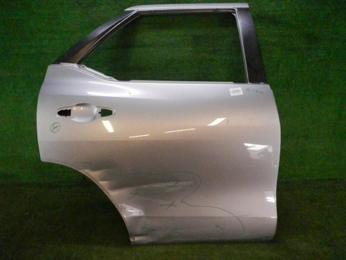 Дверь задняя правая Toyota Fortuner 2 (2015-н.в.)