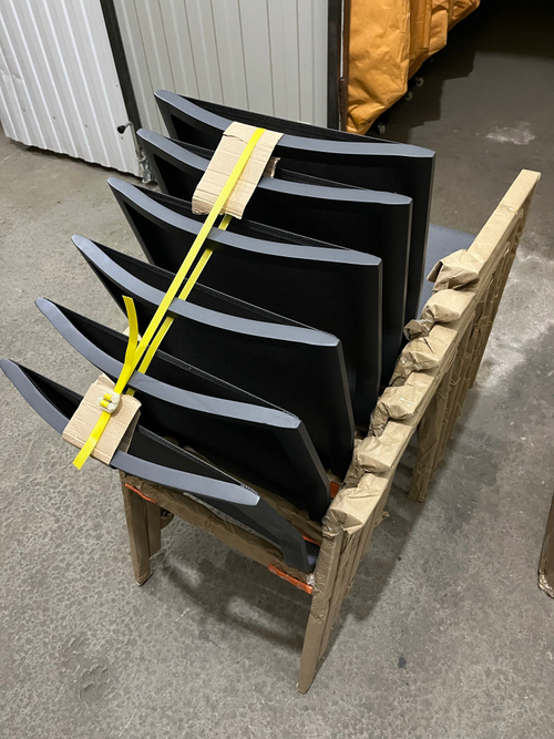 Стол обеденный MIRRA