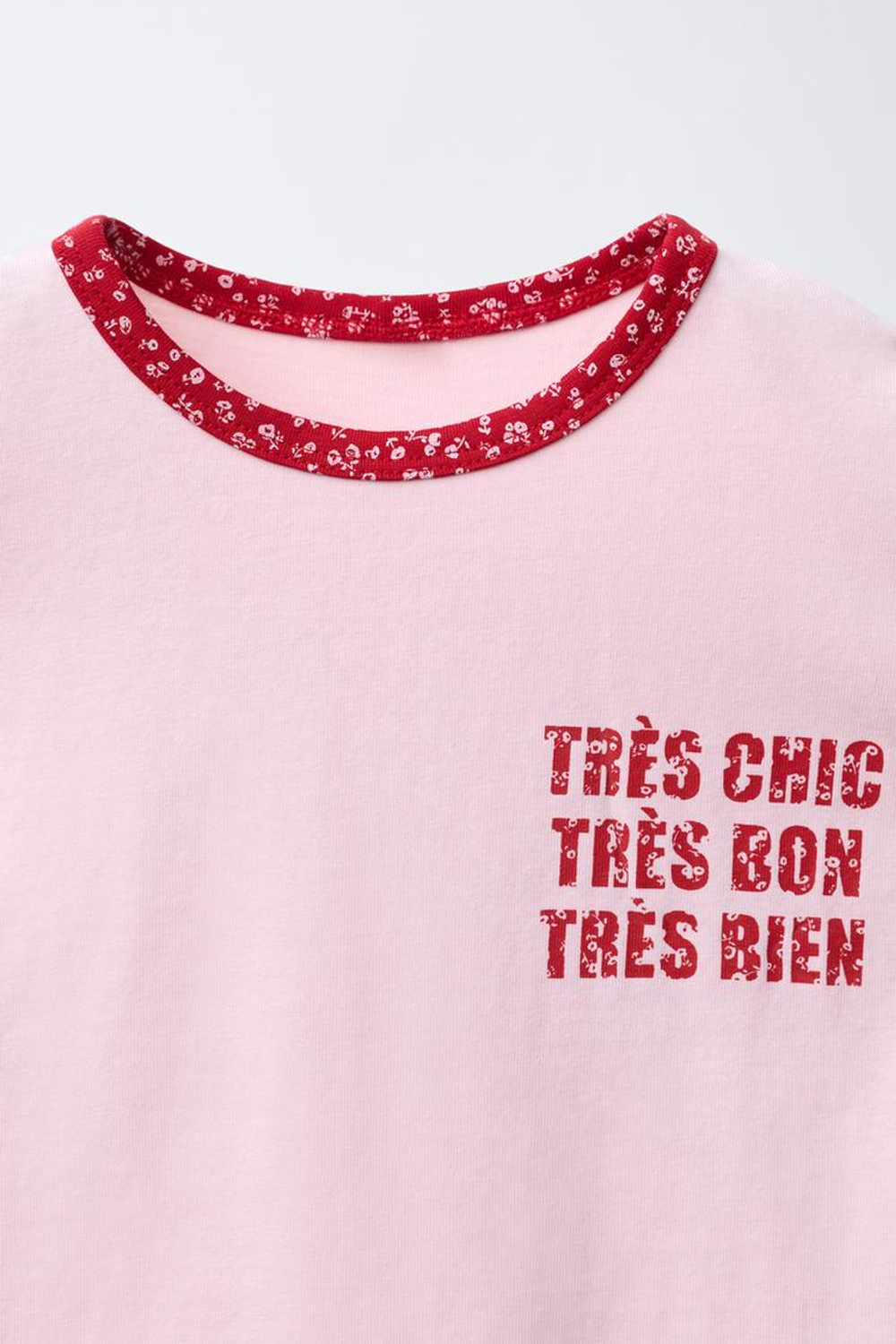 ZARA ФУТБОЛКА С ТЕКСТОВЫМ И ЦВЕТОЧНЫМ ПРИНТОМ, КРАСНЫЙ