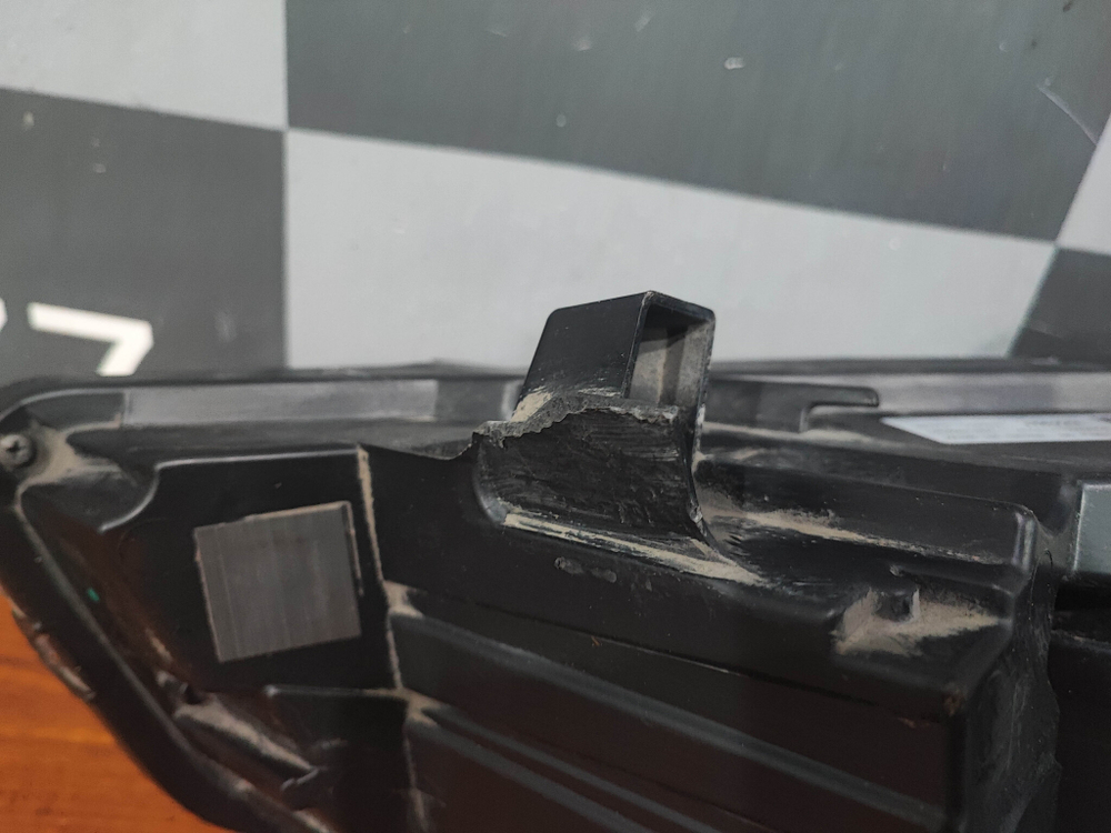 Фара правая LED Haval F7 1 19-24 Б/У Оригинал 4121103XKQ00A