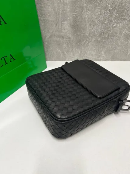 Сумка мужская кожаная Bottega Veneta через плечо
