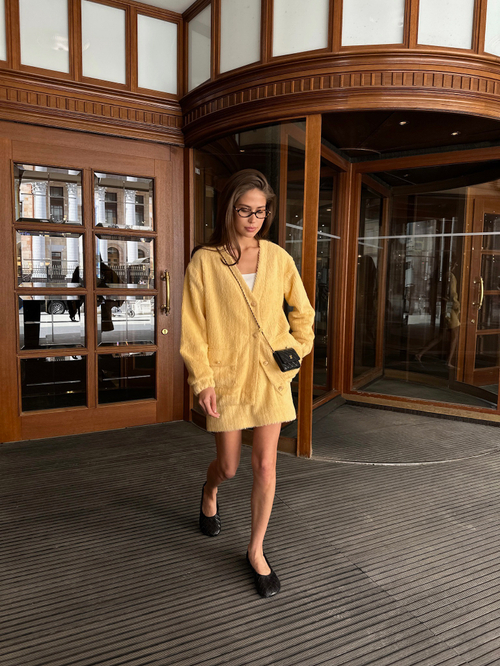 Юбка из трикотажа с ворсом мини желтая