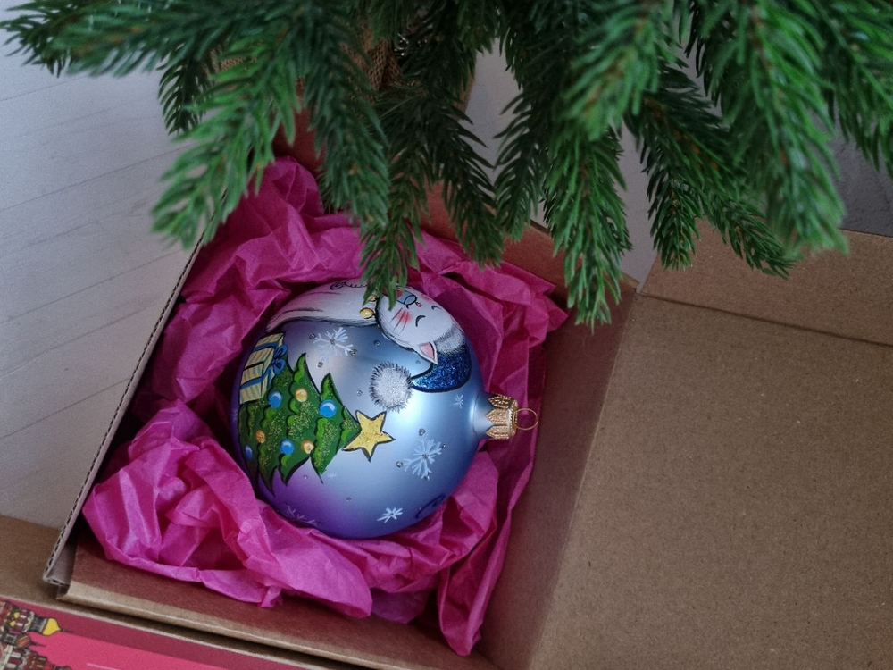 Шар стеклянный " с котико с новым годом! "