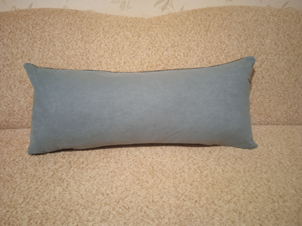 Декоративный гобеленовый чехол Семья лебедей 34х77